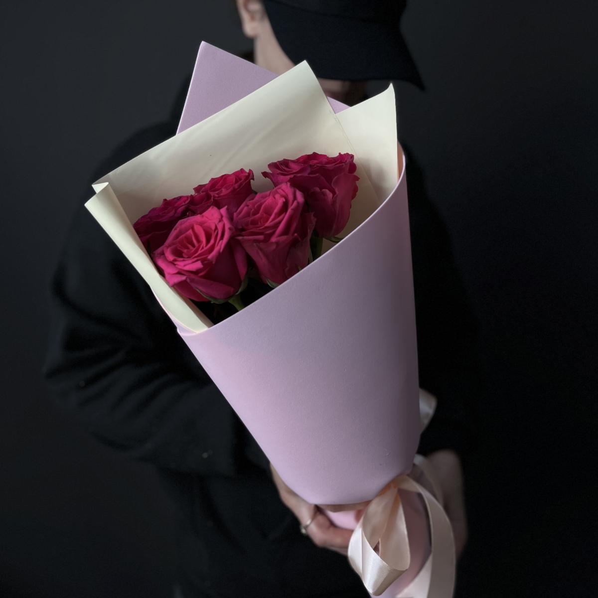 Розы розовые (Эквадор) 40 см